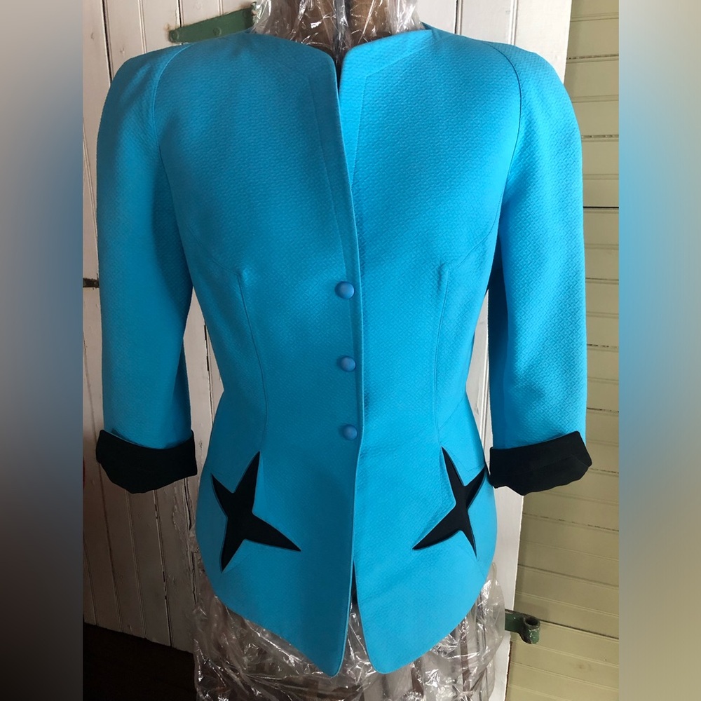 Thierry Mugler gorgeous jacket. European size 42. Appropriate US size 4/6